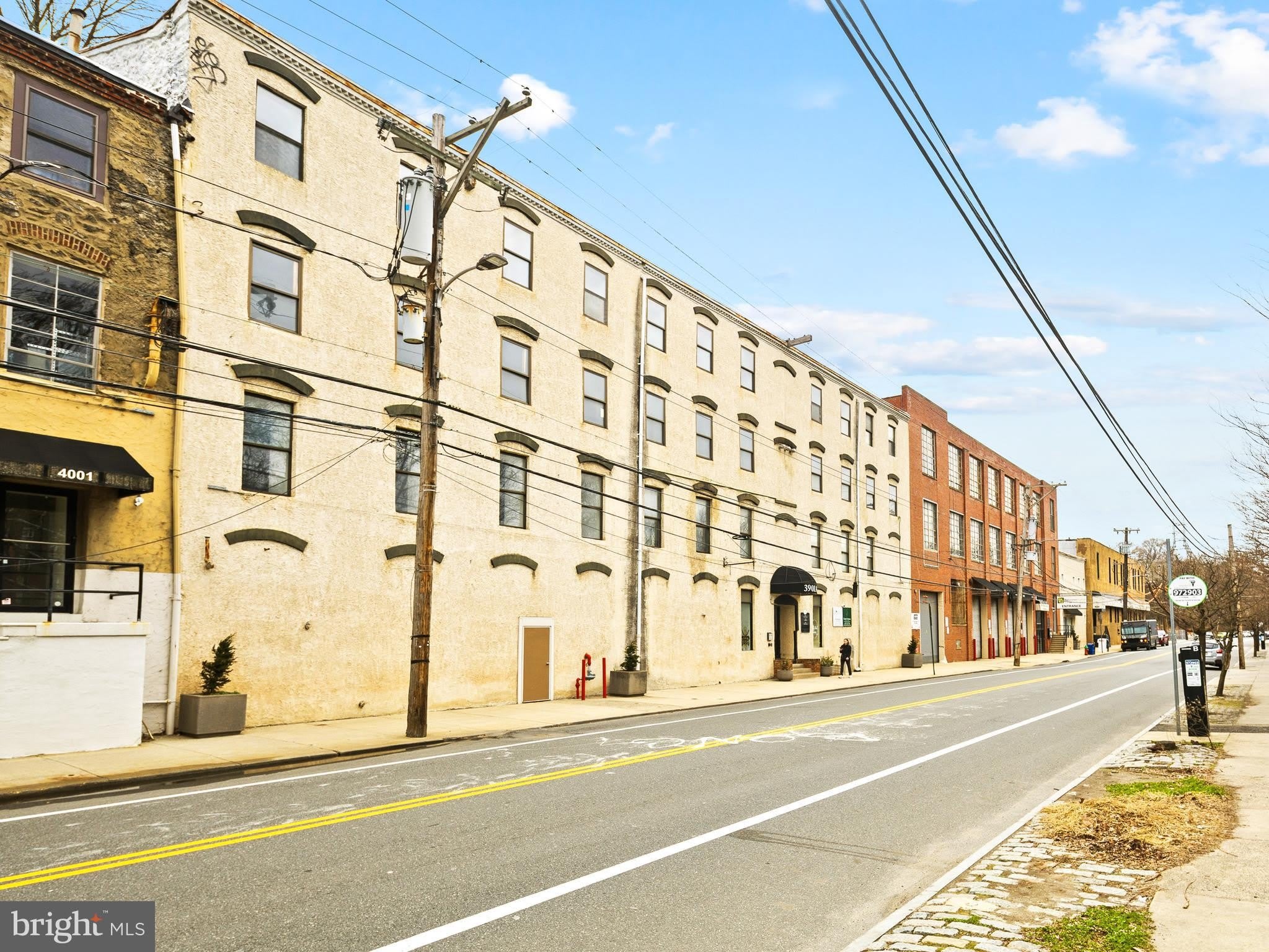3901 MAIN Street – photo 3