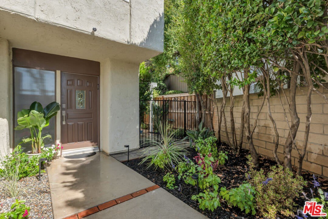 603 Racquet Club Ln – photo 2