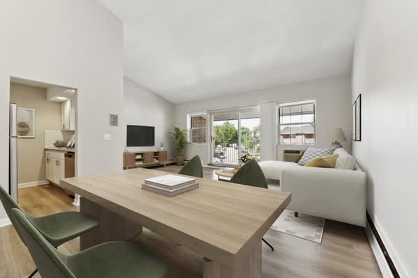 Eagle Rock Apartments at Framingham – photo 2