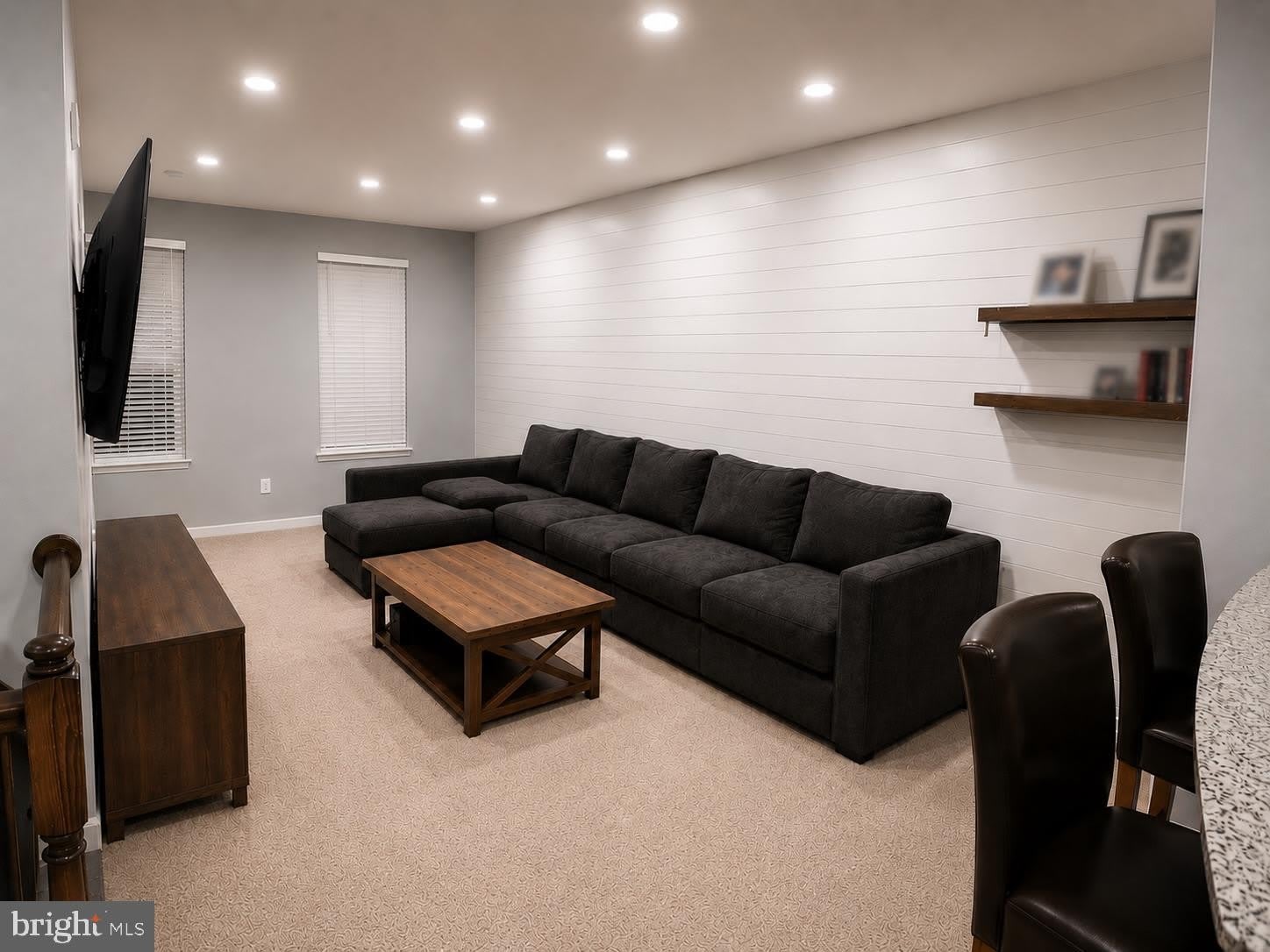 7556 HANCOCK Street – photo 5