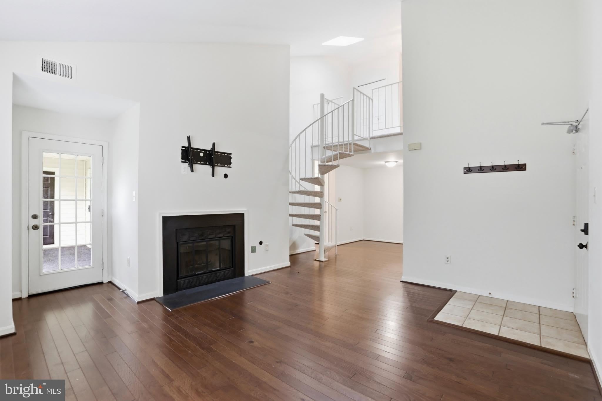 10208 C Ashbrooke Court – photo 4