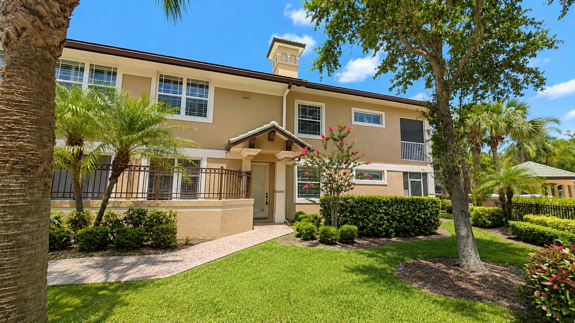 Annual unfurnished 3/2 villa in the Moorings at Edgewater – photo 2