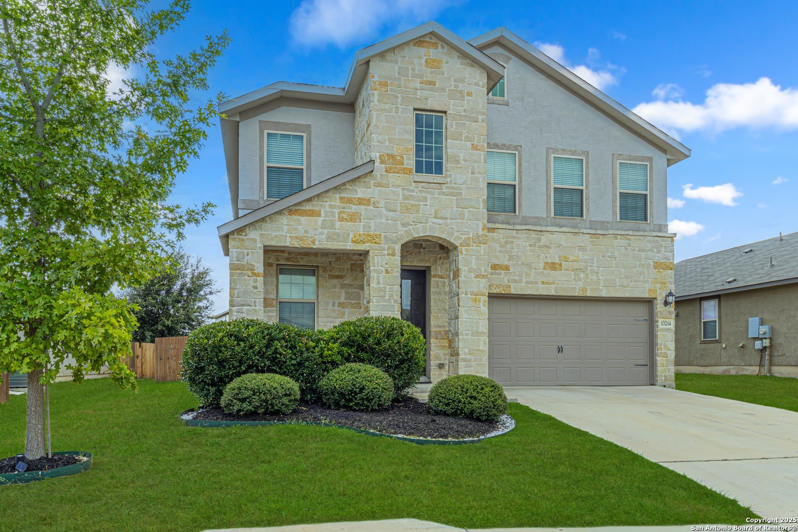 13214 Bucktree Dr – photo 2