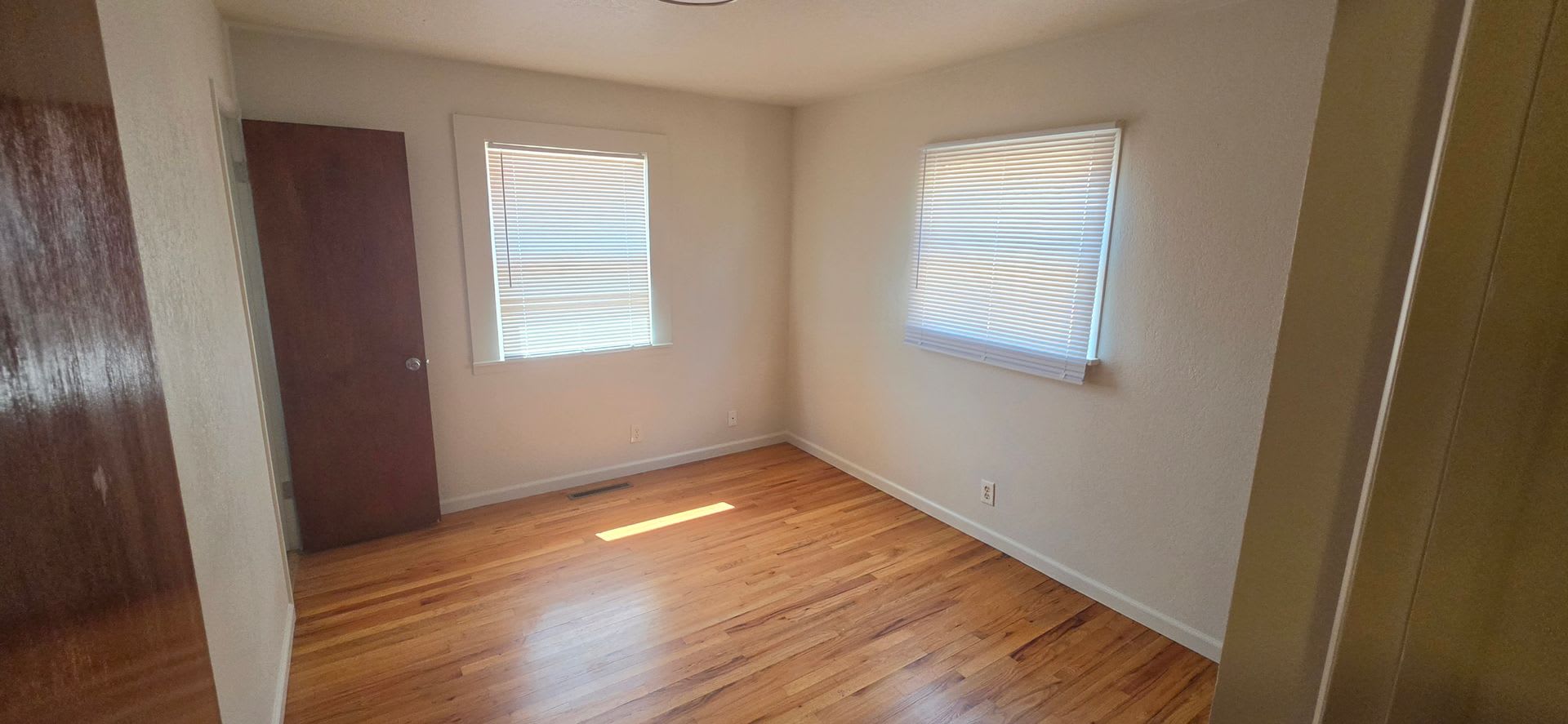 Move In Special 1 2 Off First Full Months Rent All Prospective Tenants Must Submit A 58 Non Refundable Application Fee Per Applicant Online And Be Pre Qualified Prior To Any Showings Apply Puebloarearentals Com – photo 3