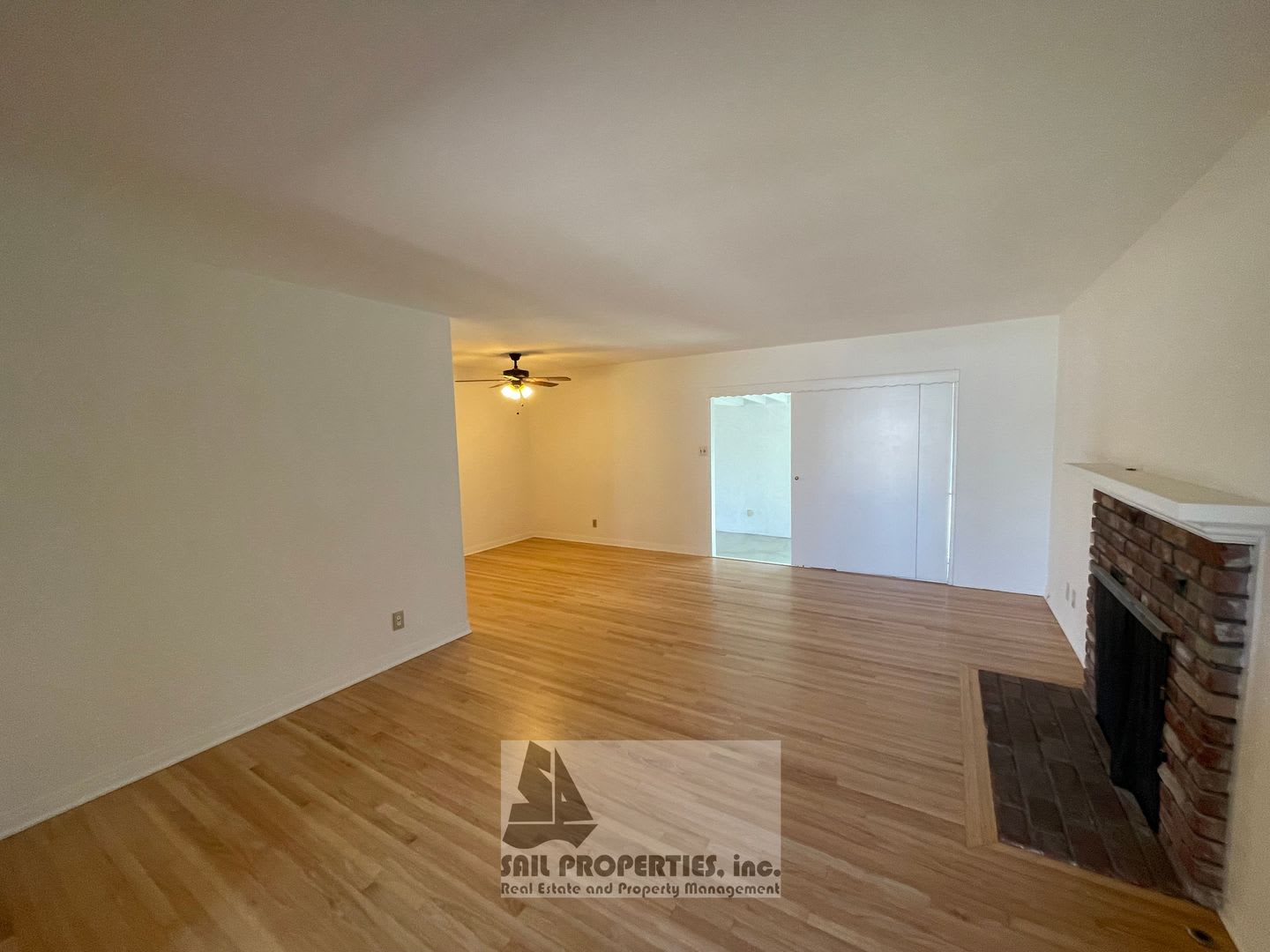 Charming 3 Bedroom Home Near Old Towne Orange – photo 4