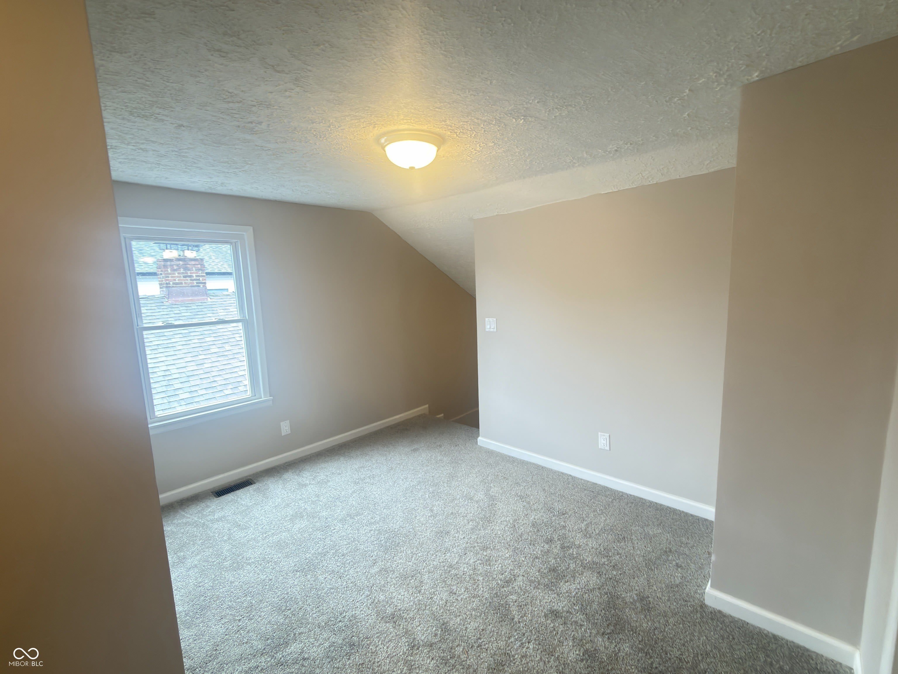 2822 E Michigan Street – photo 5