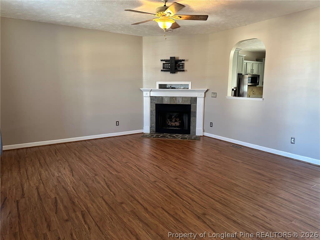 3912 Barclay Way – photo 2