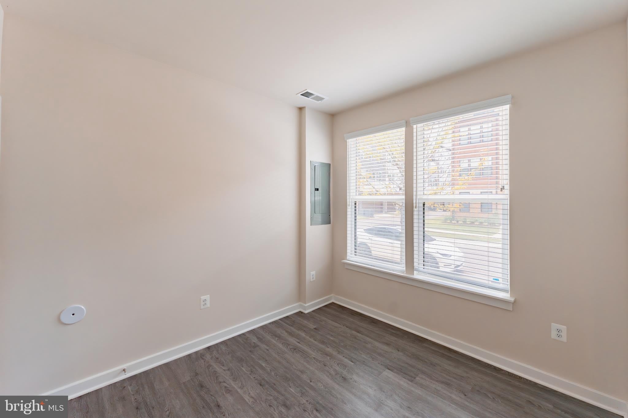 2503 EMERALD BRANCH Drive – photo 5