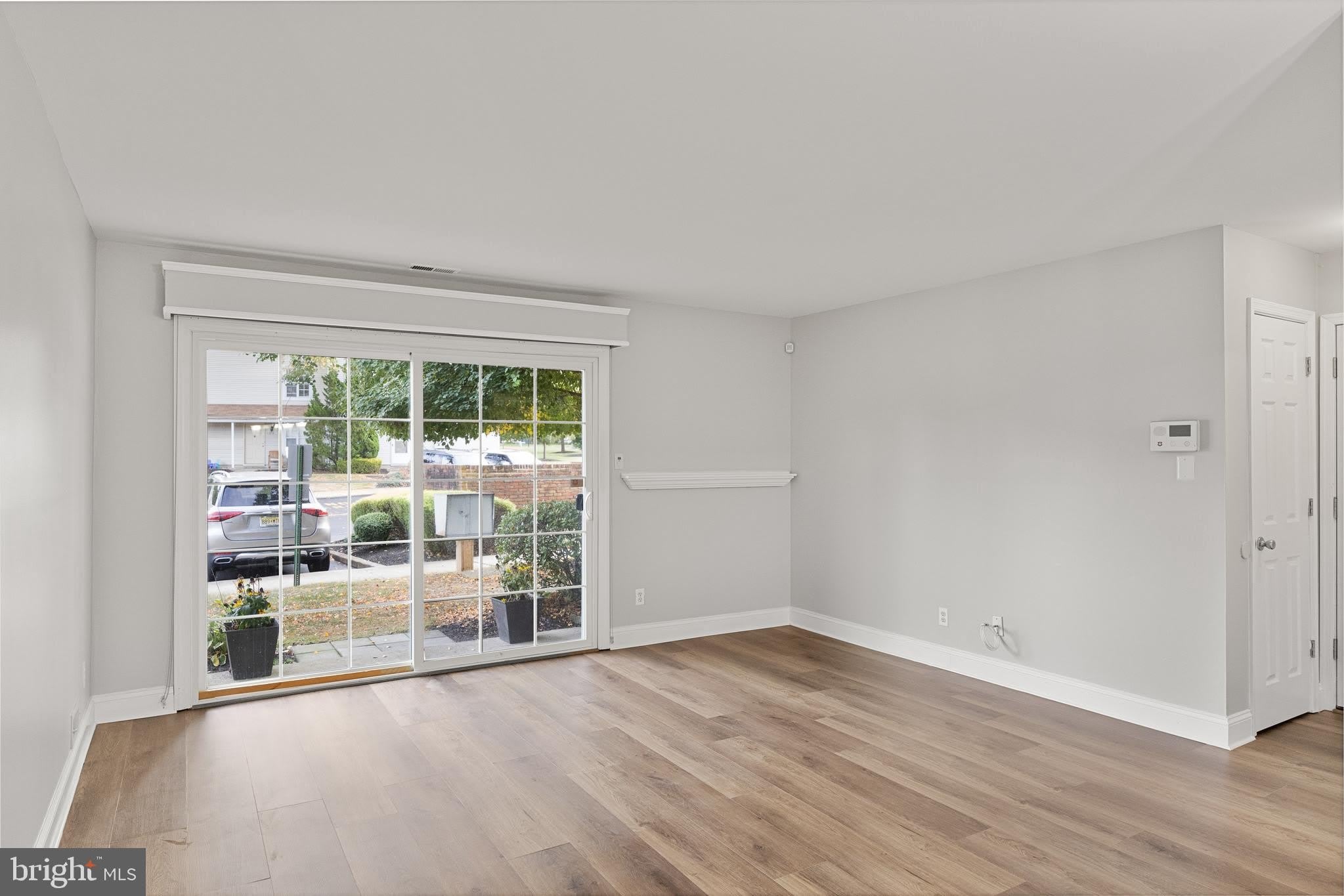380-A DELANCEY Place – photo 4