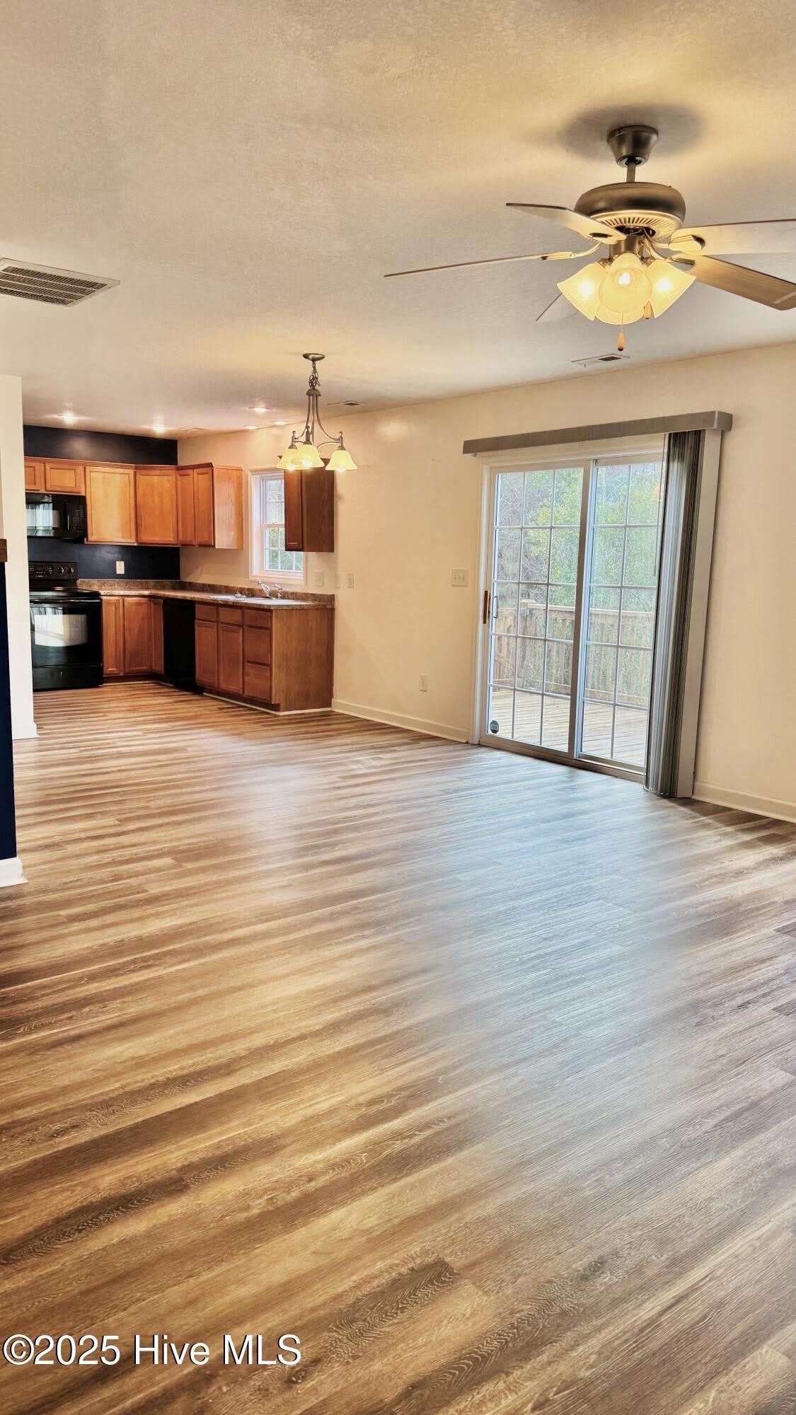 140 Broadleaf Drive – photo 5