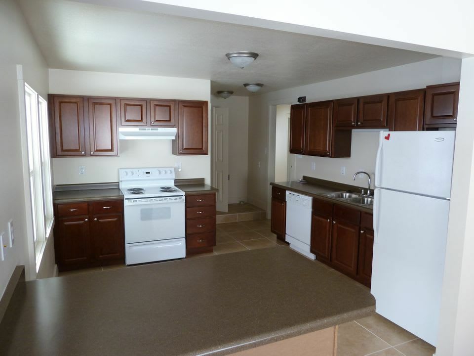 175 West 100 North – photo 4