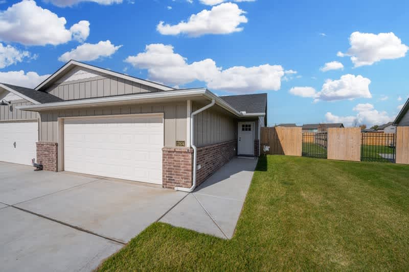 12153 West Cora Street – photo 2