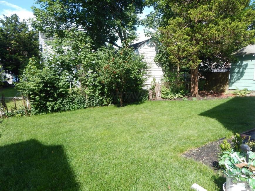 31 Sunset Ave. – photo 3