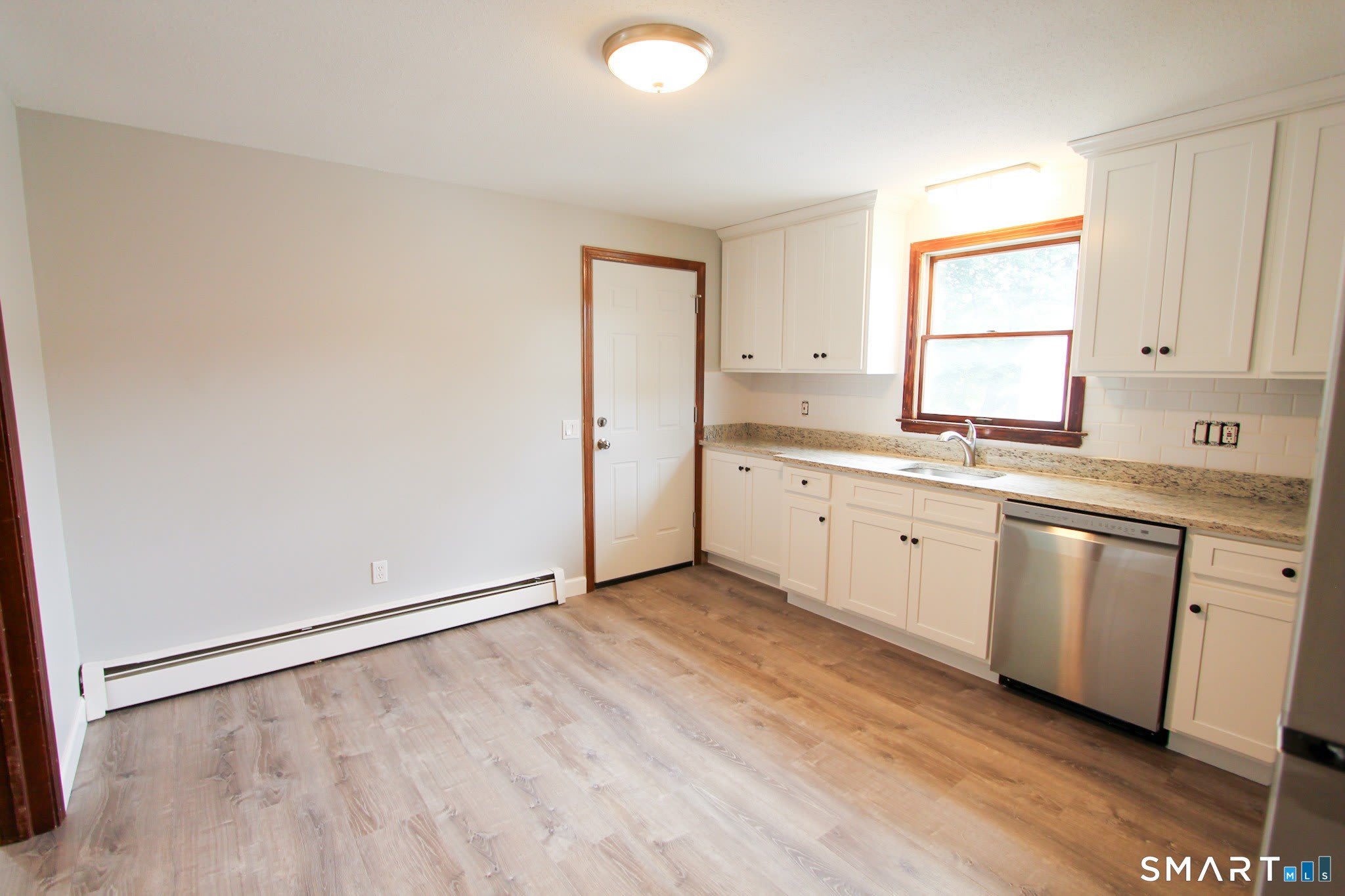 17 Pinehurst Avenue – photo 4