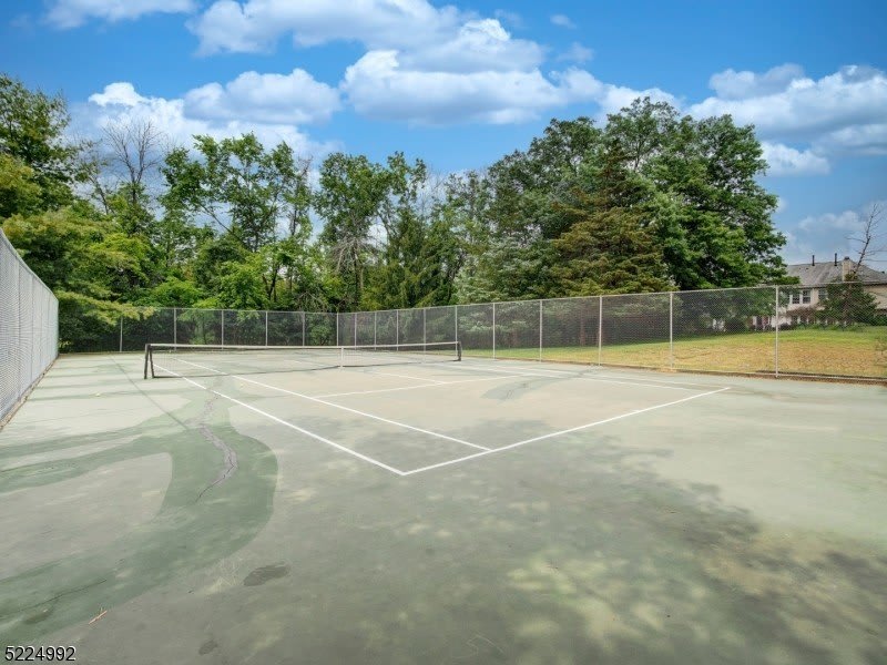402 Marten Rd – photo 5