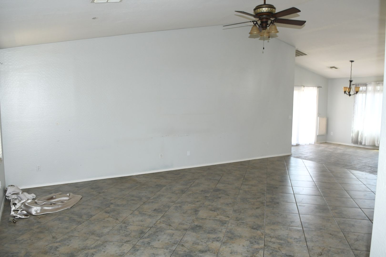 Ideal 4BD/2BA Home w/ *Solar* near Greenway & Loop 303 in Surprise! – photo 2
