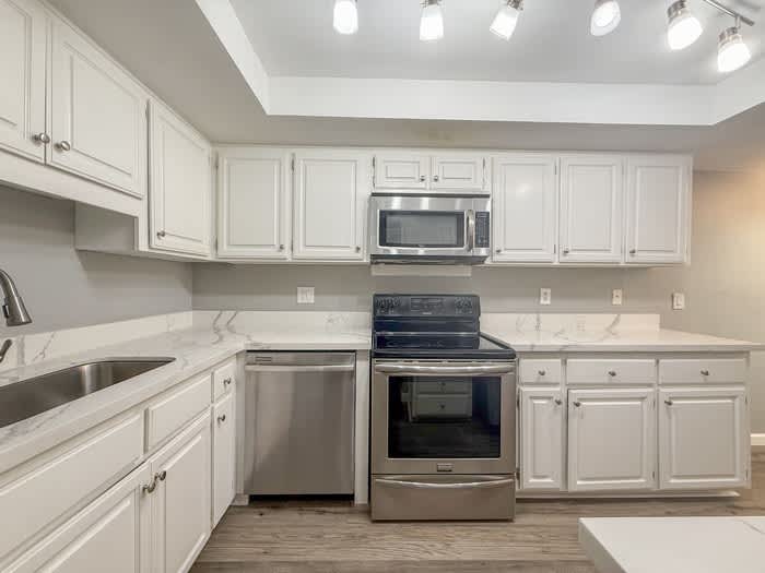 5110 North 31st Way – photo 2