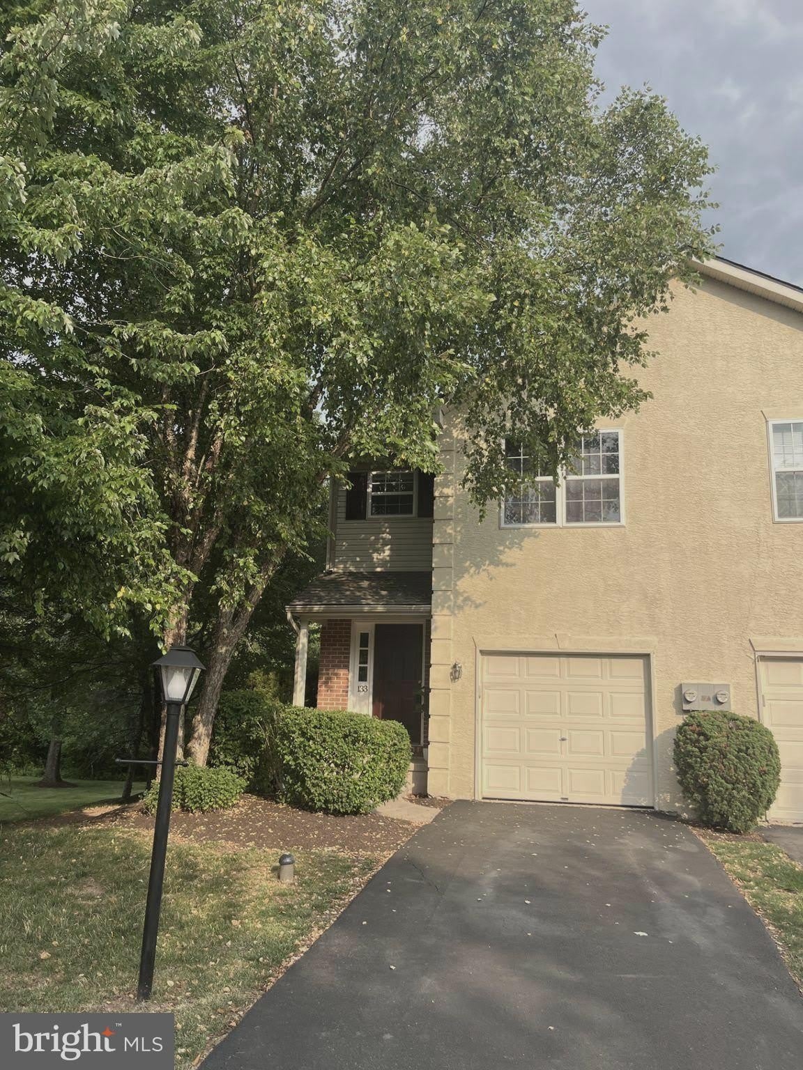 133 Vernon Court – photo 3