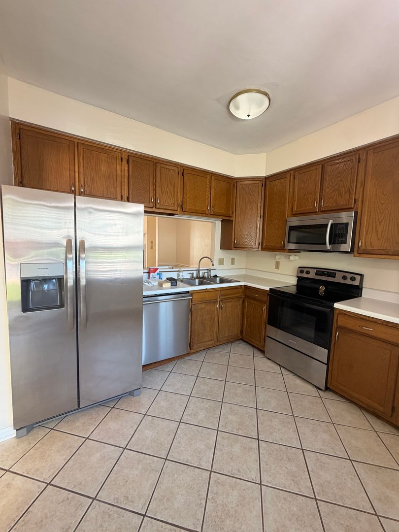 301 Wrought Iron Bend (Smithy Glen) Yorktown 23693 – photo 2