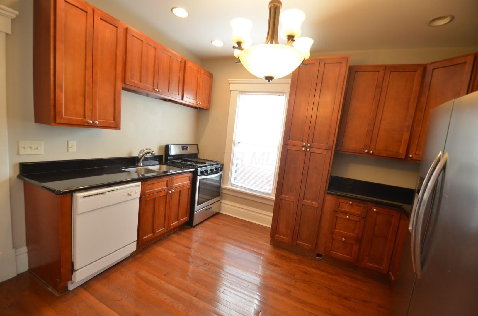 430 King Avenue – photo 3