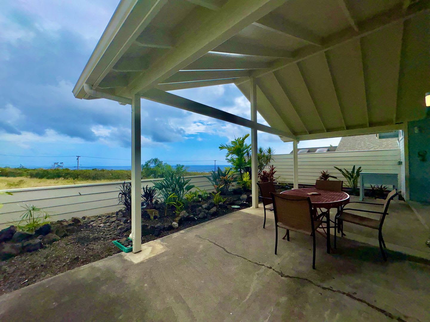 Turn-Key 2-Bedroom Home in The Pines – Ocean & Mountain Views! – photo 5
