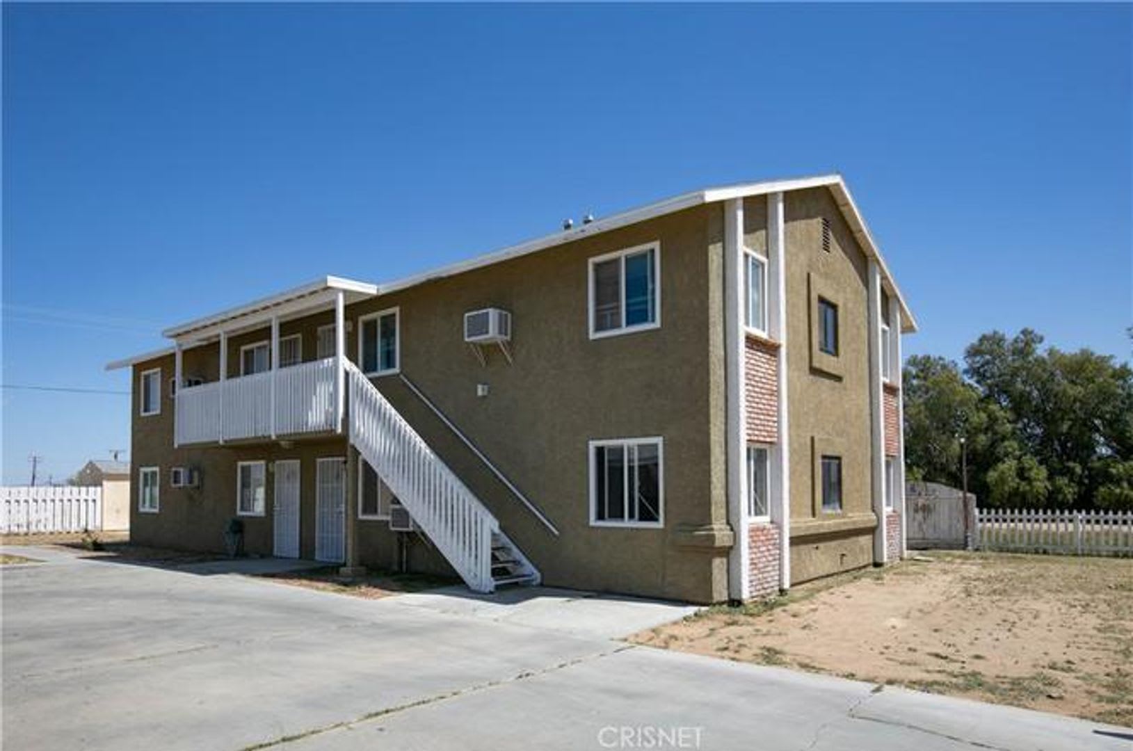 8249 Catalpa Ave – photo 1
