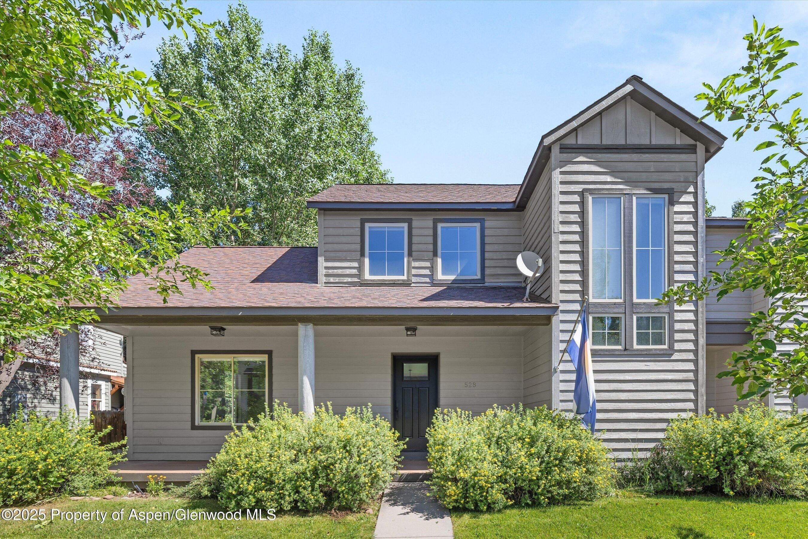 528 Lake Court – photo 1