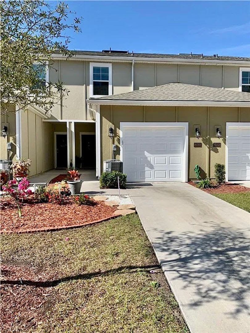 86560 Mainline Rd – photo 2