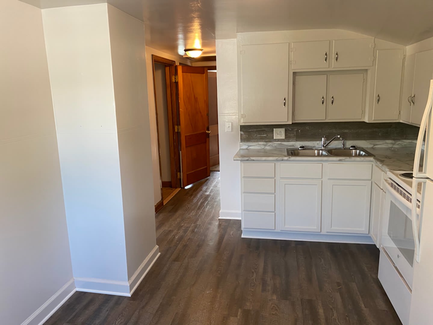 1202 S 11th Avenue – photo 3