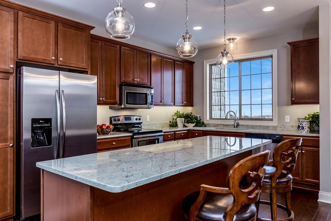 18235 Hamel Rd – photo 4