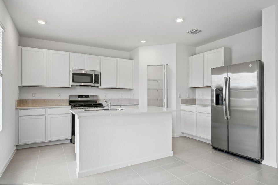 10485 Northwest Suncrest Loop – photo 4
