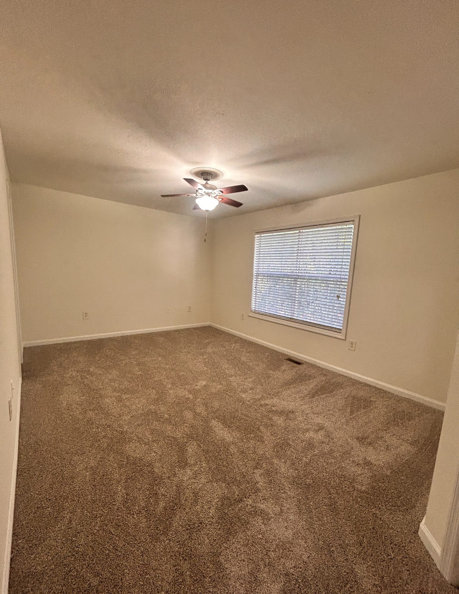 1285 Fords Pointe Cir – photo 4