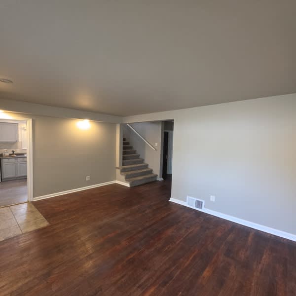 4845 University Place – photo 4