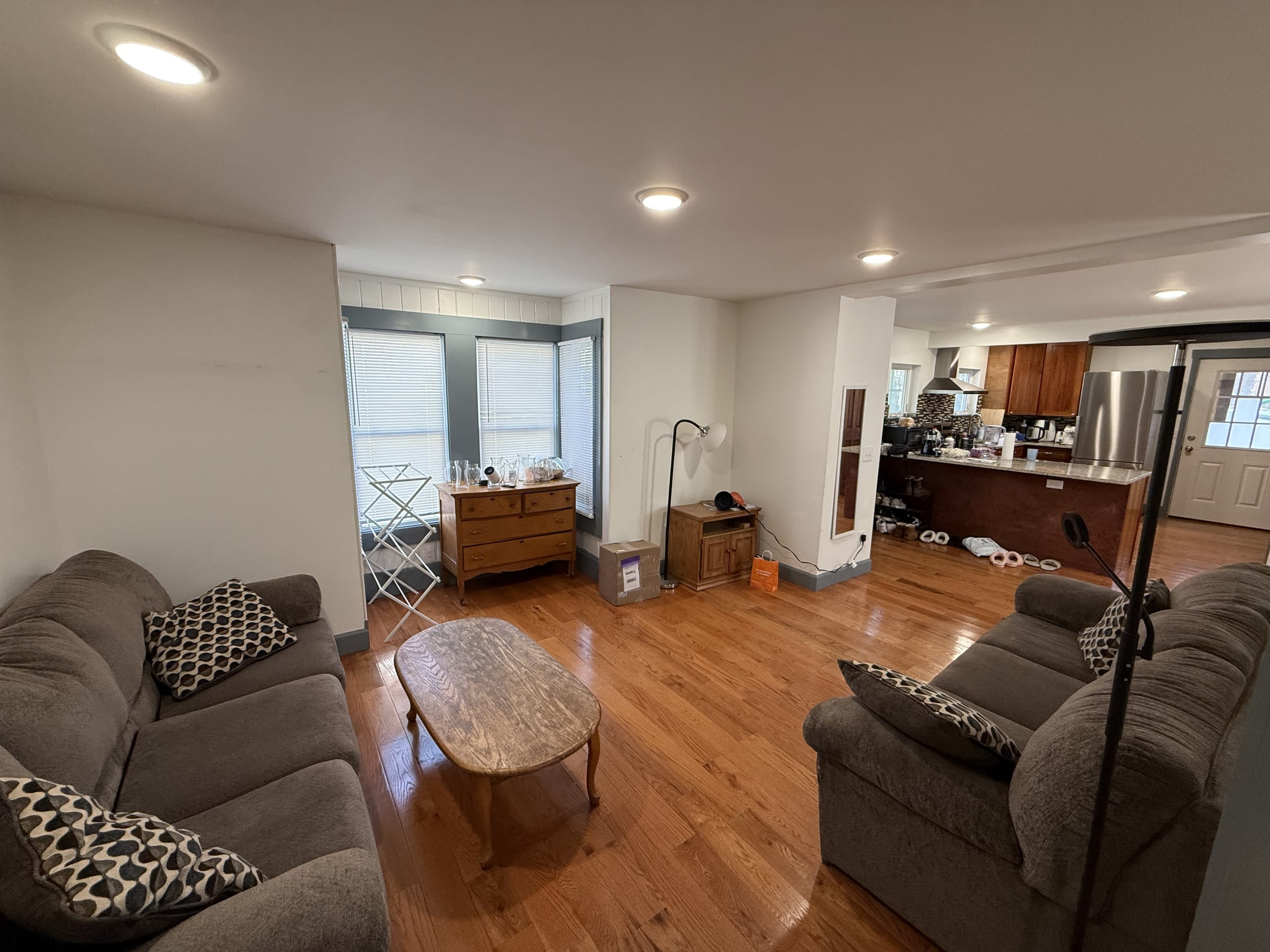 413 South Aurora Street – photo 2