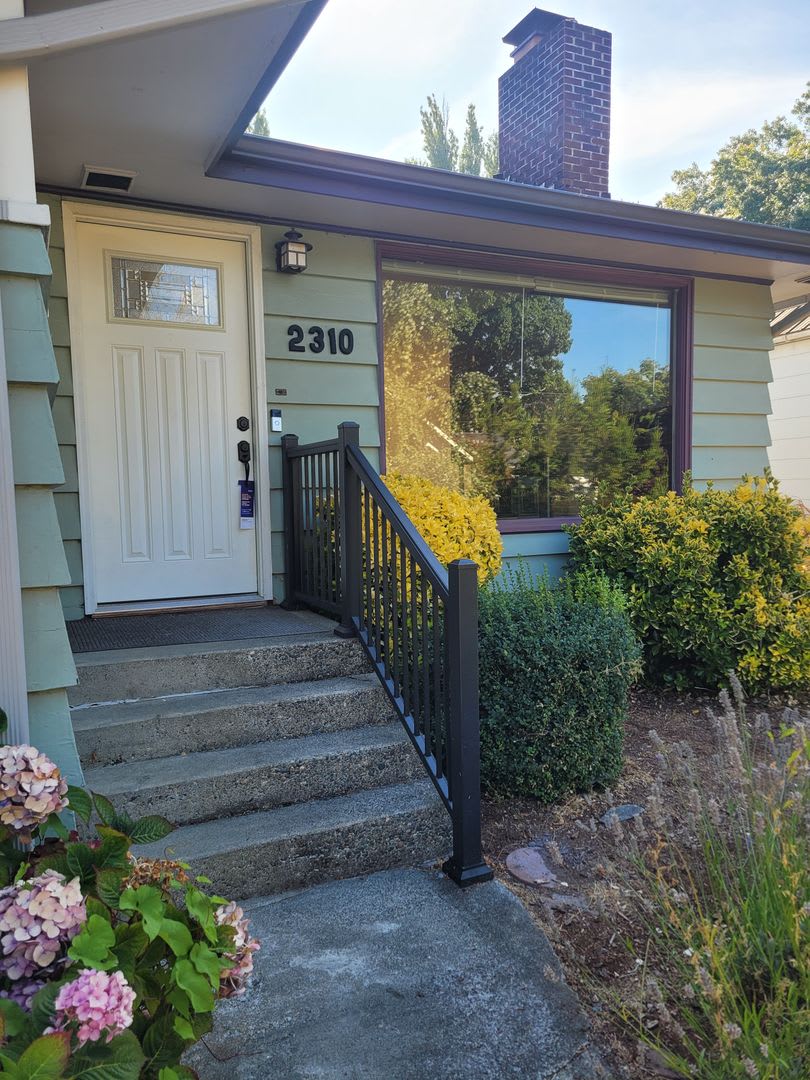 Classic Home located near Elizabeth park and in the Columbia Neighborhood – photo 3