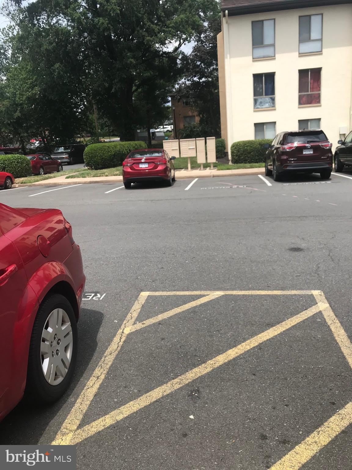 621 CENTER Street – photo 3