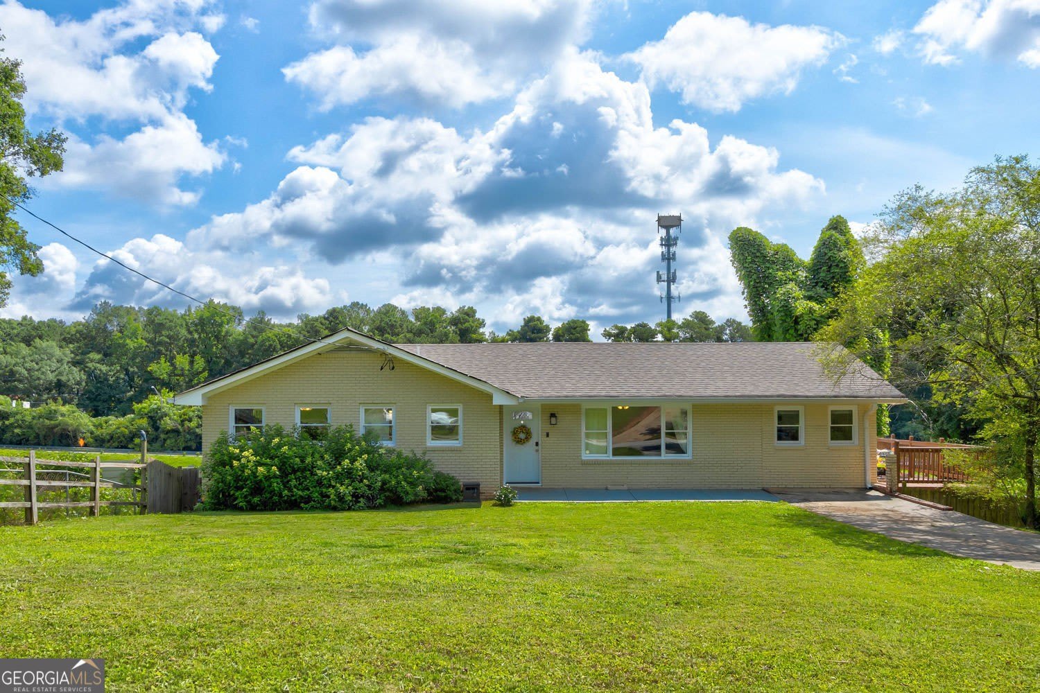 1848 Winthrop Drive SE – photo 1