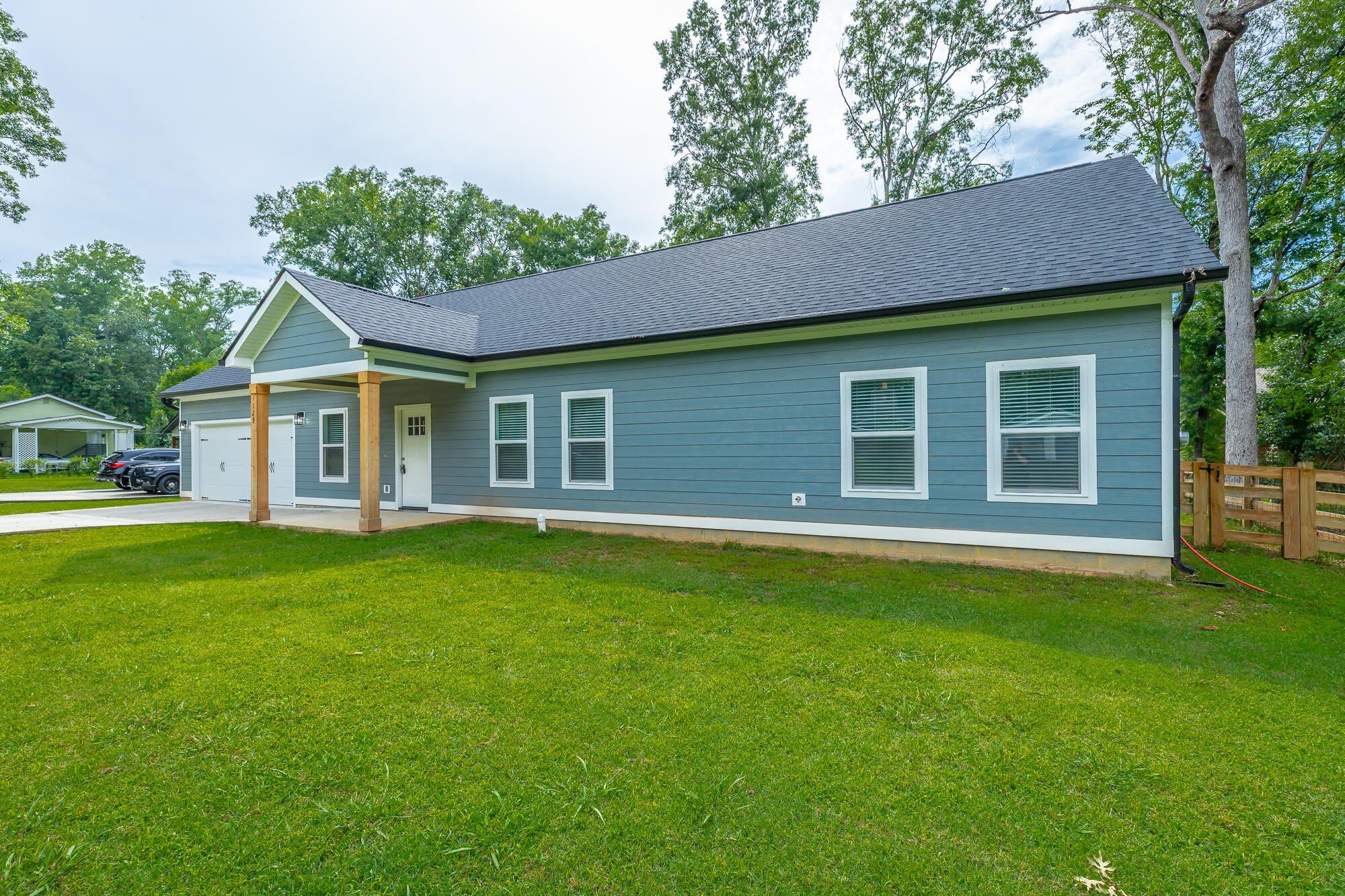 1129 Mc Donald Drive – photo 2