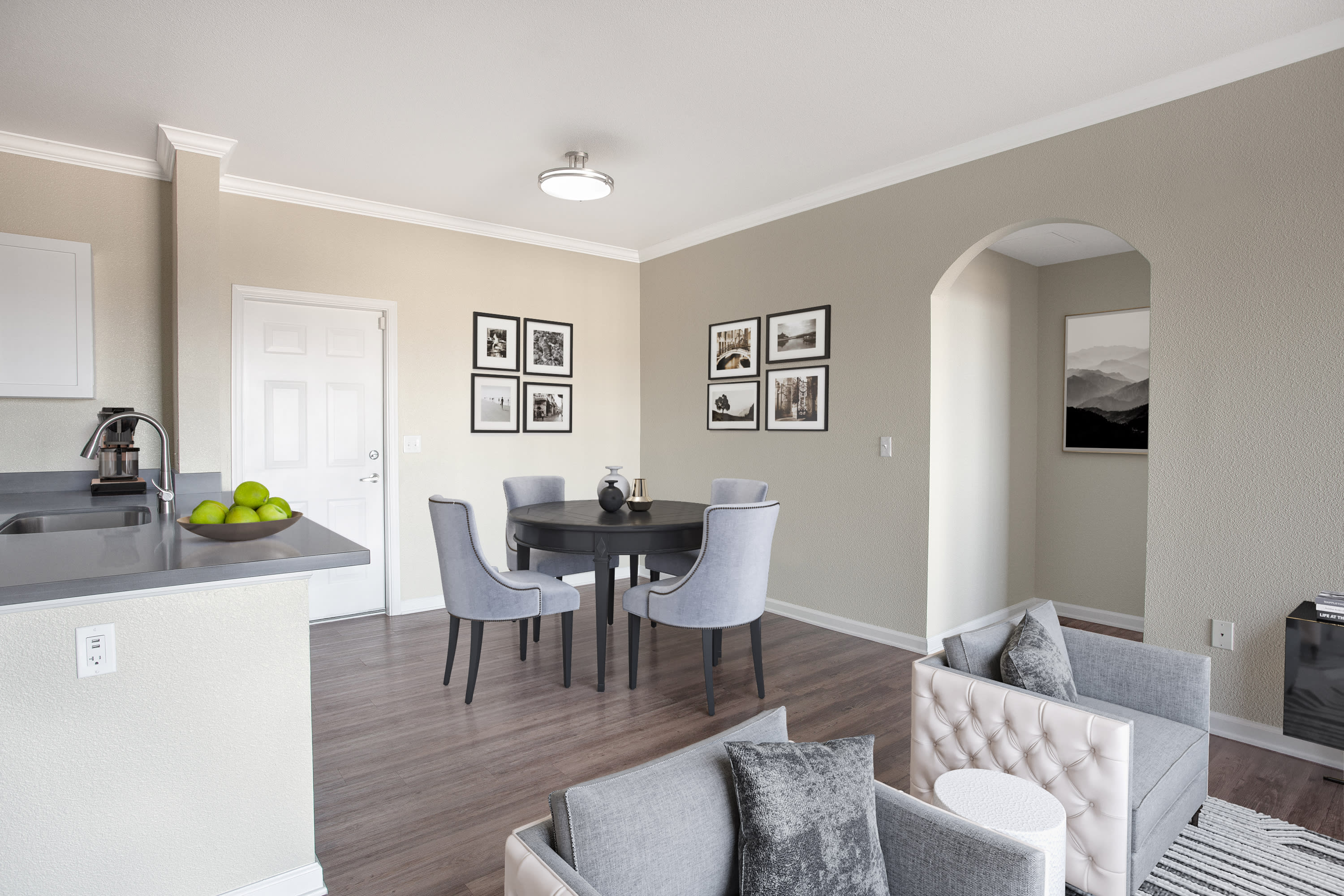 The Tides Apartments – photo 5
