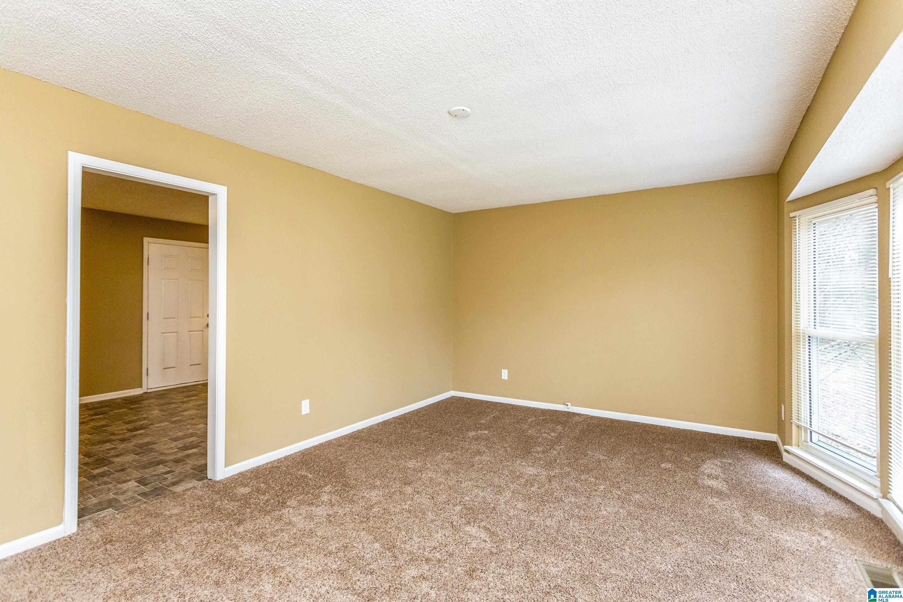 5849 JANET DRIVE – photo 5