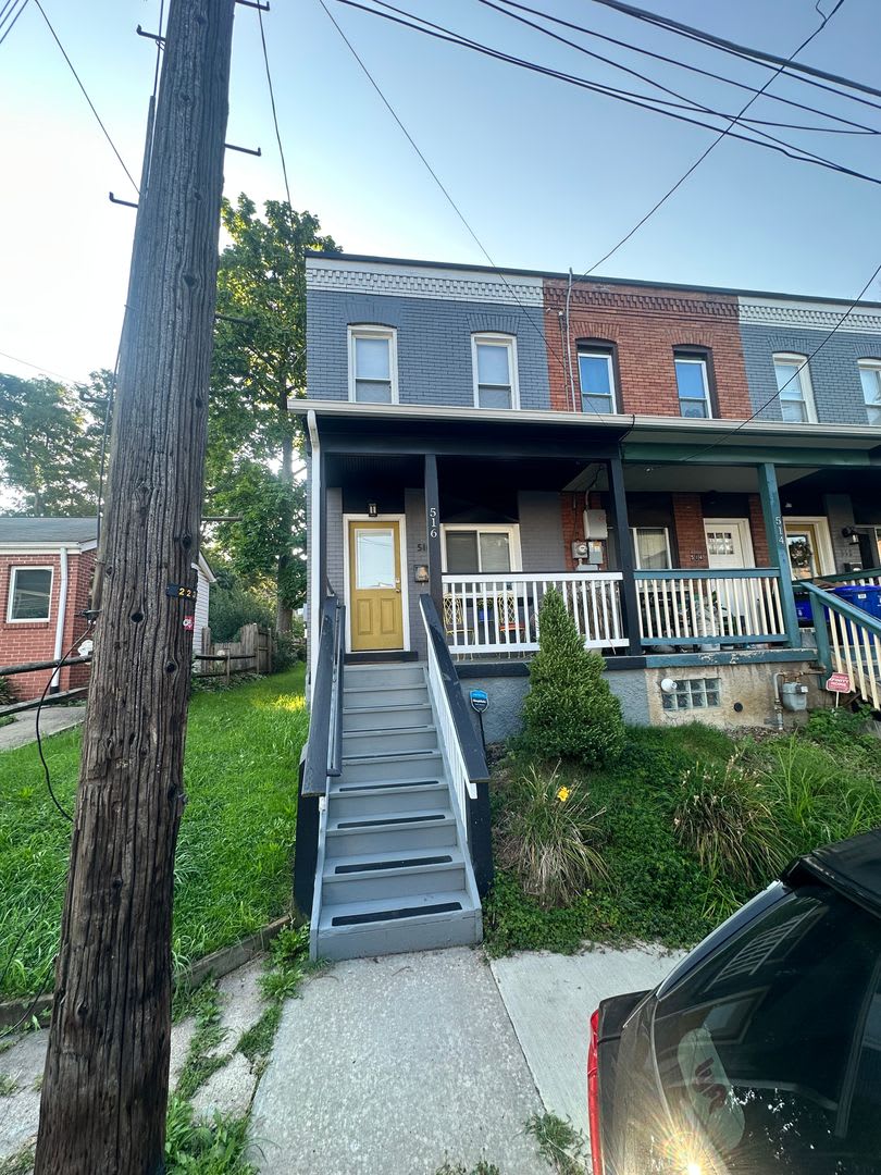 516 Borland St. Pittsburgh PA 15206 – photo 2