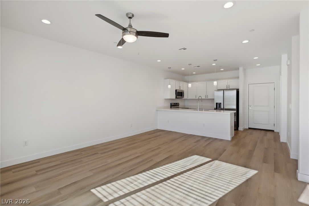 10547 Prospering Valley Way – photo 3