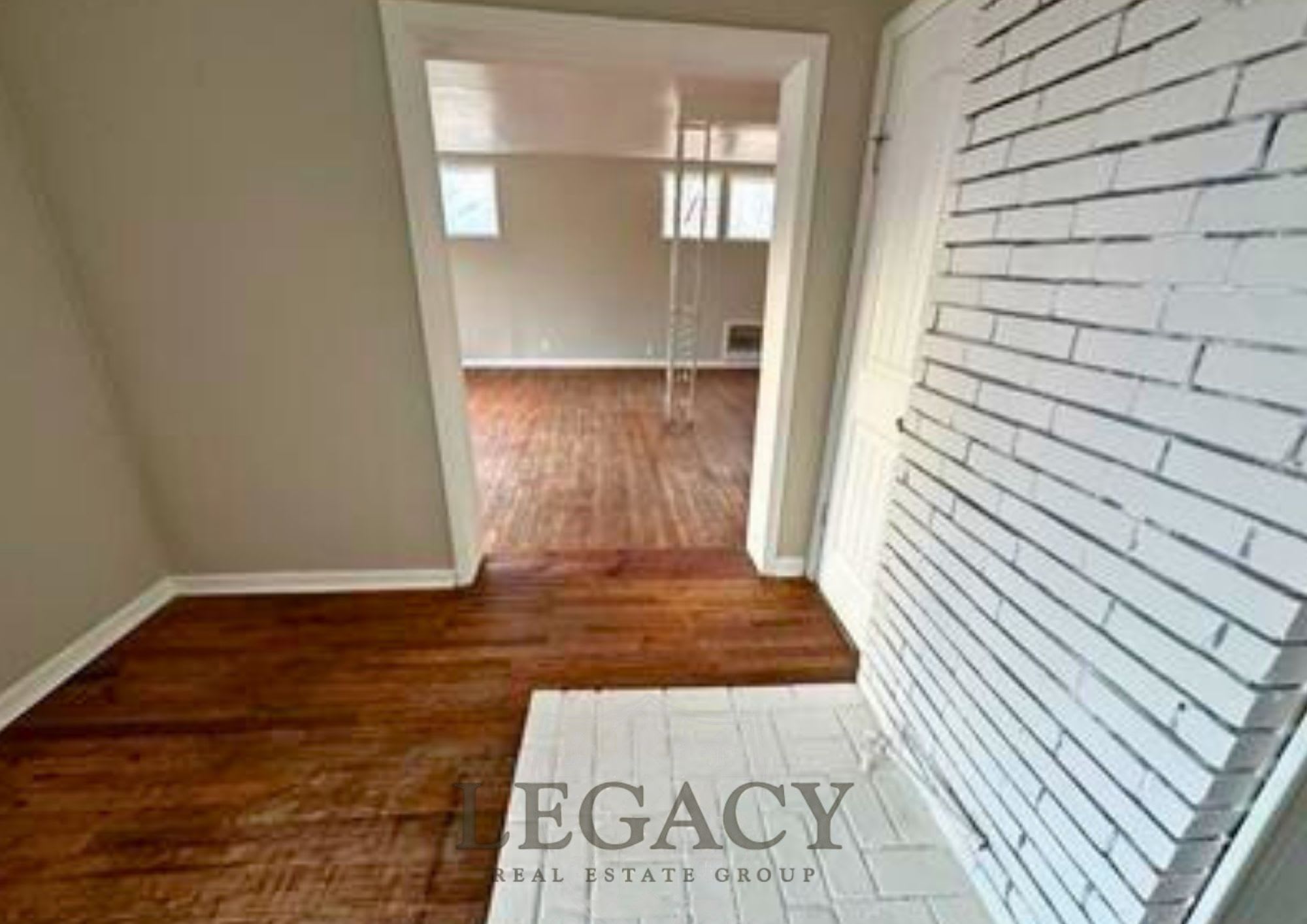 5680 Highway 41A – photo 2