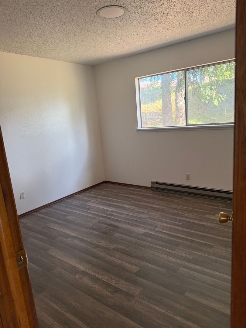 1430 NW Deane – photo 5