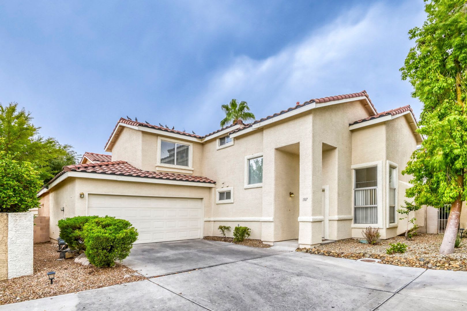 Beautiful Henderson Home – photo 1