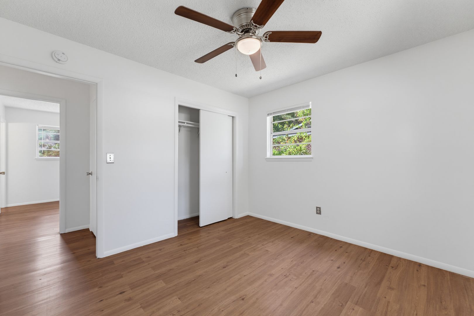 Charming 3-bedroom, 1.5-bath home in Springdale – photo 2