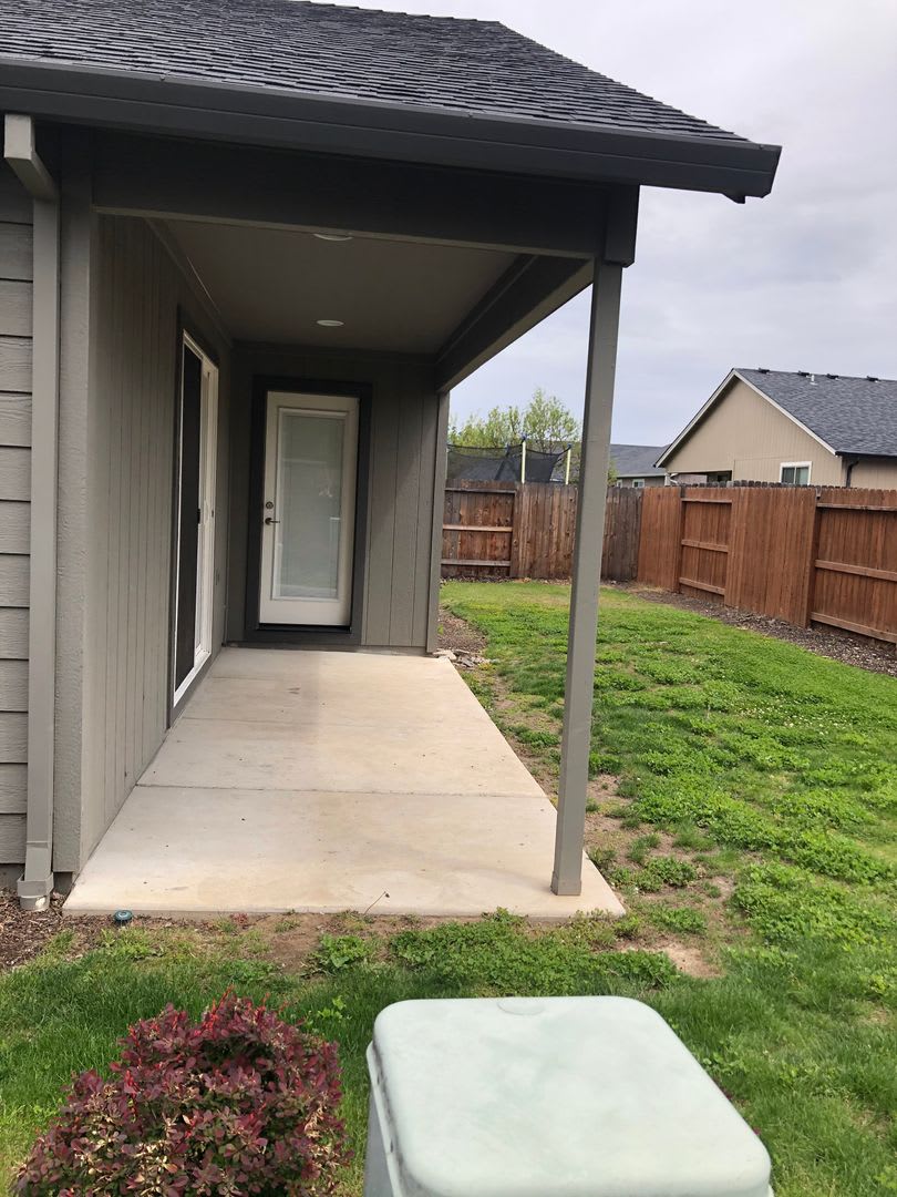 3 Bedroom 2 Bath Home – photo 2
