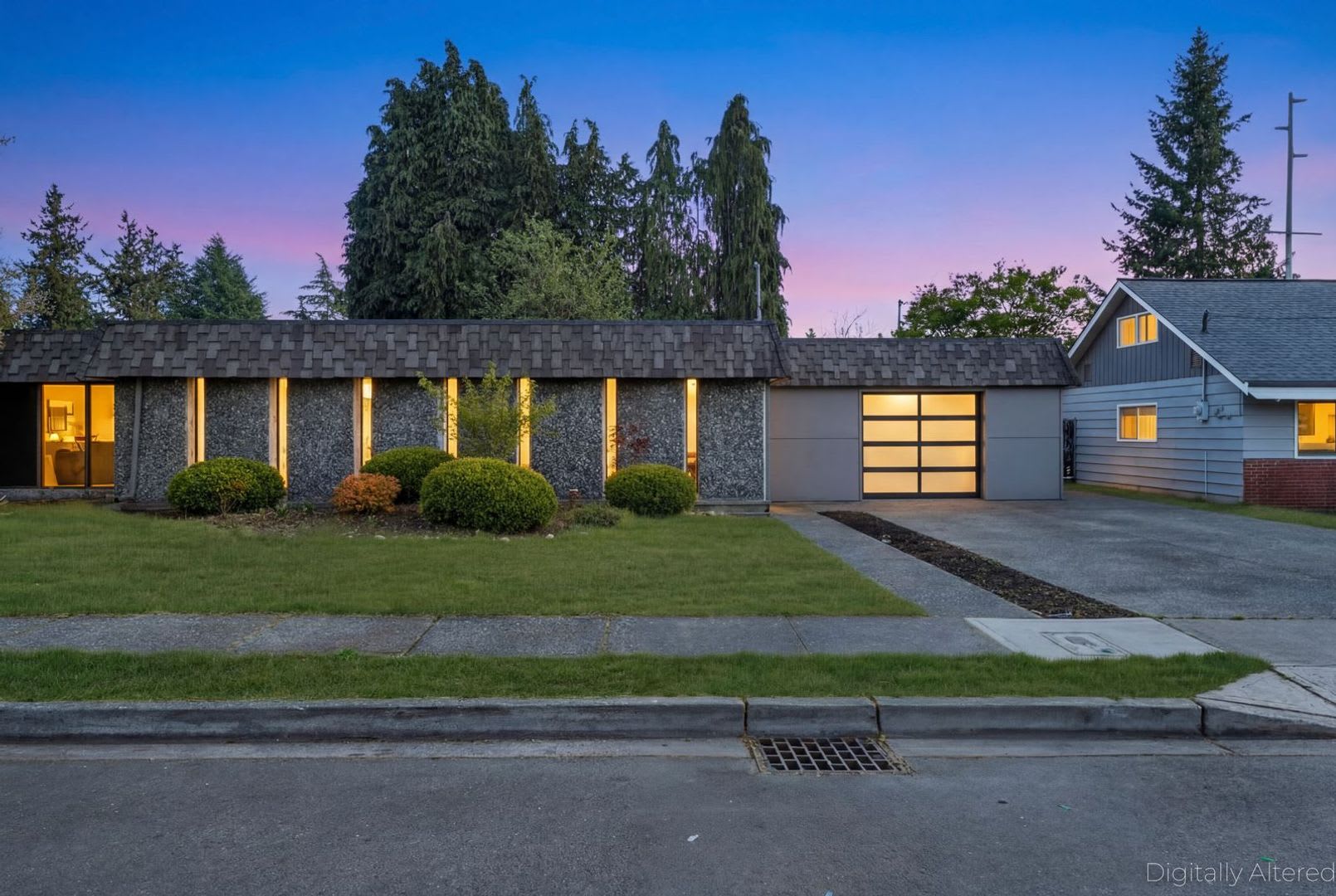 Modern 3-Bedroom Rambler with High-End Finishes & Spacious Backyard – photo 1