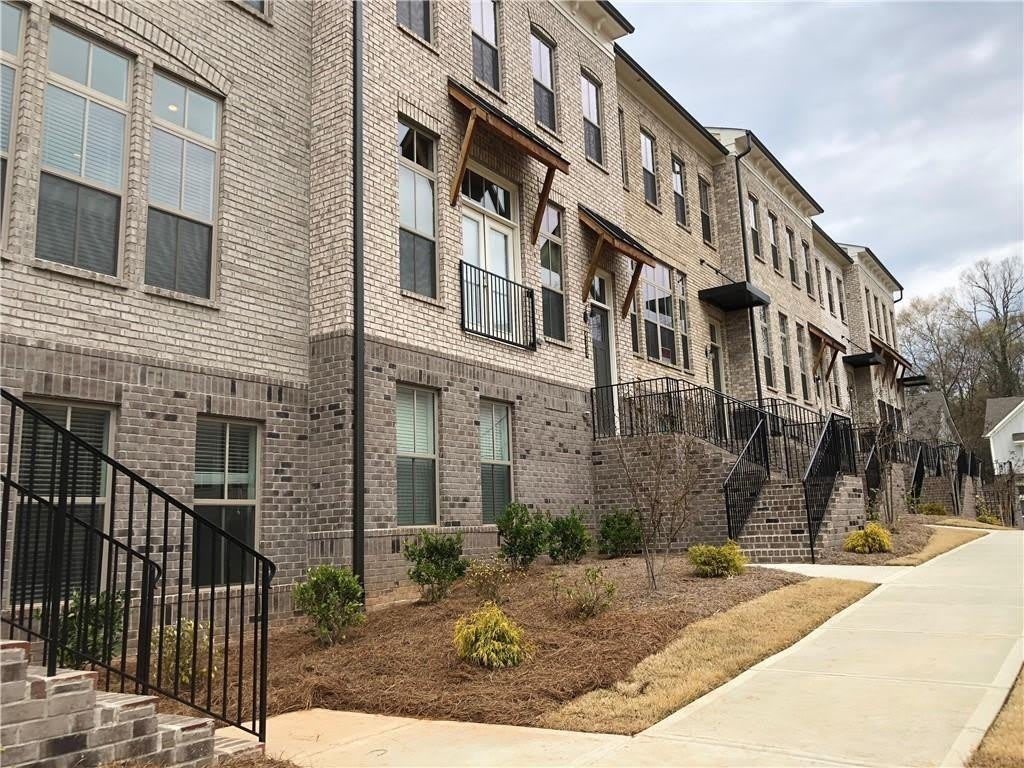 4250 Spruce Pine Alley – photo 1