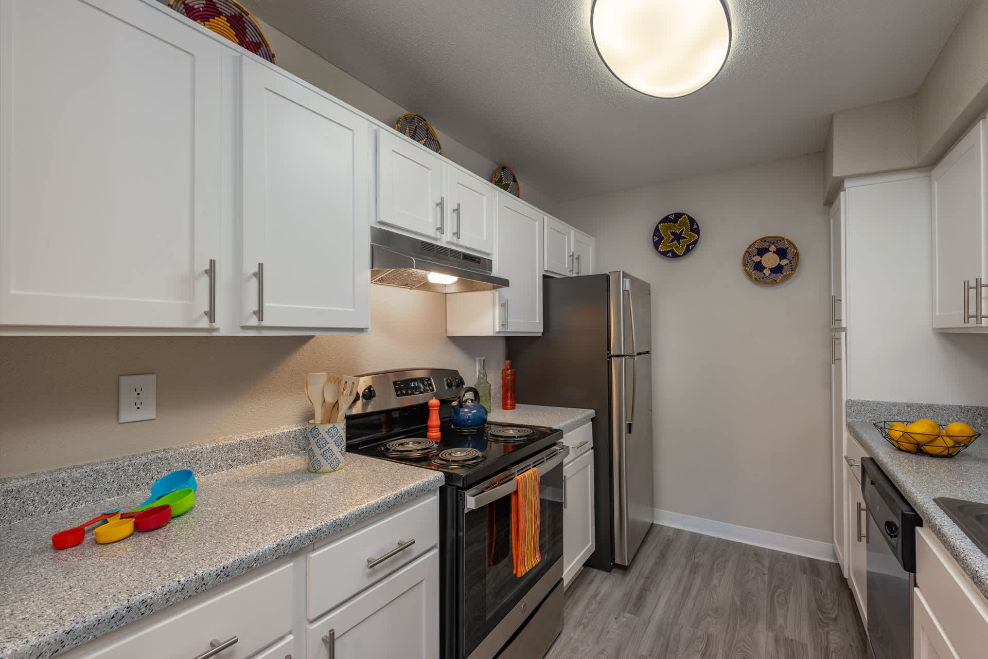 Alvarado Apartment Homes – photo 2